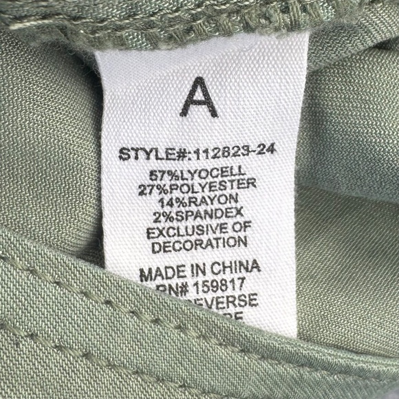 New ARULA Green Wide Leg Cargo Pants - Picture 2 of 9